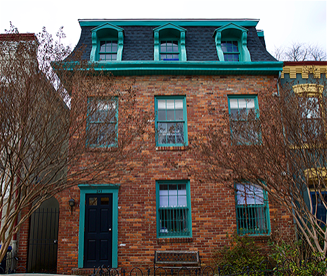 MARKET SQUARE CONDOMINIUMS
